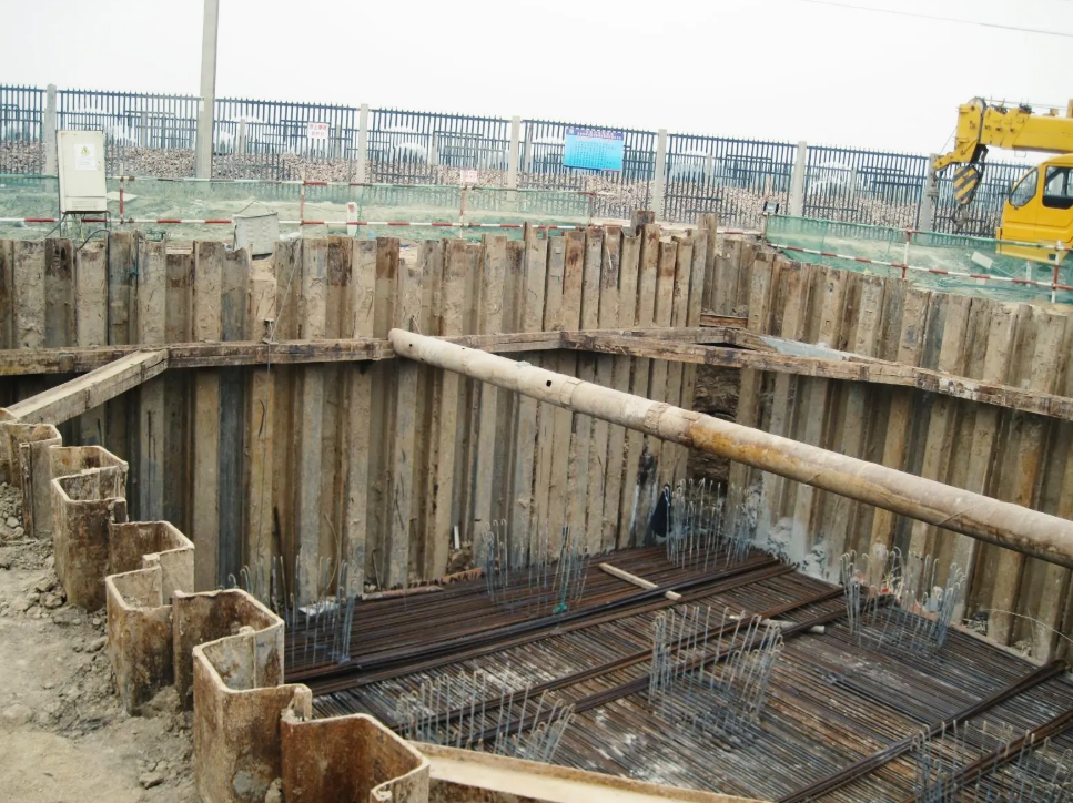 鄂州建筑基础施工中基坑（基槽）有哪些支护方式？